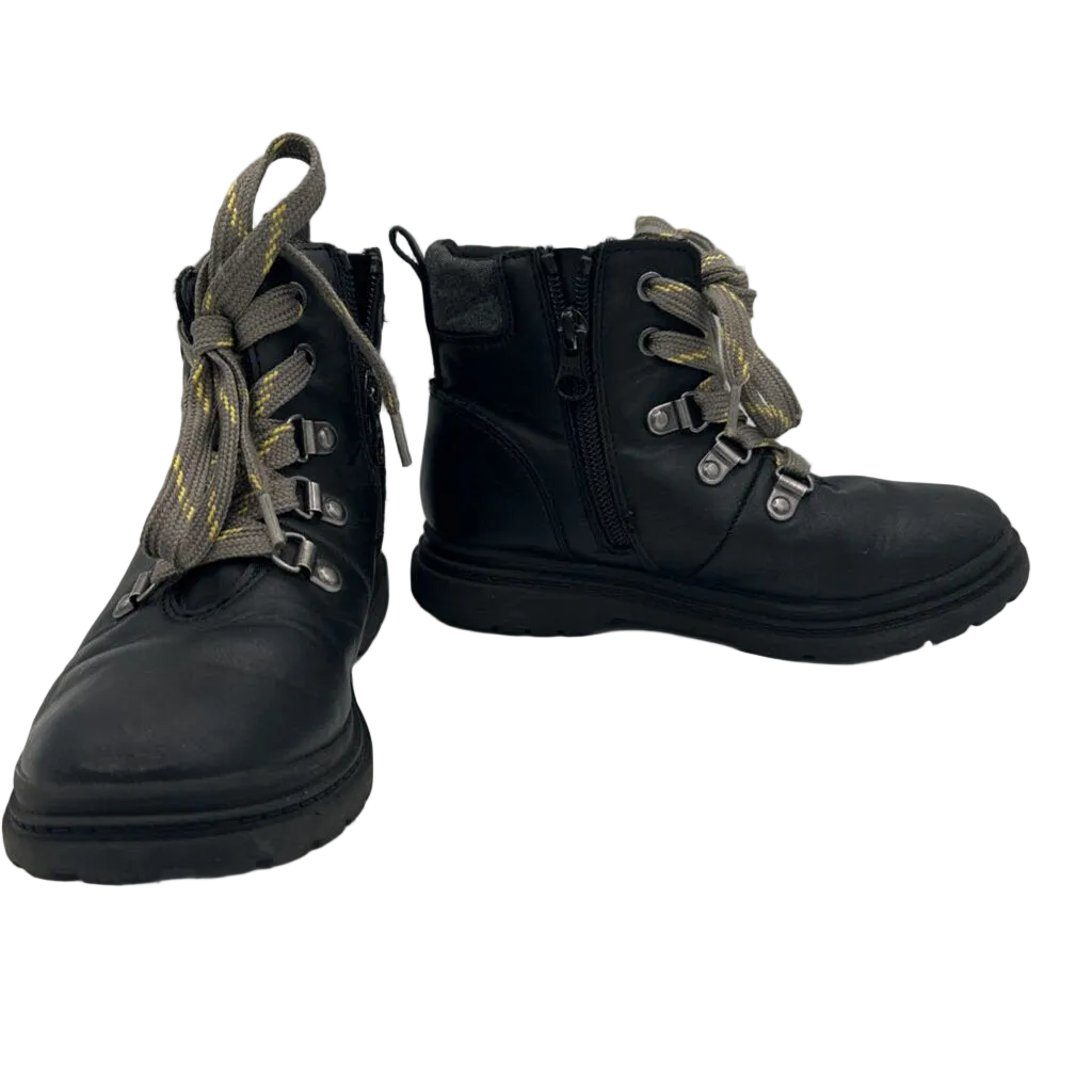 Zipper High Top Boot