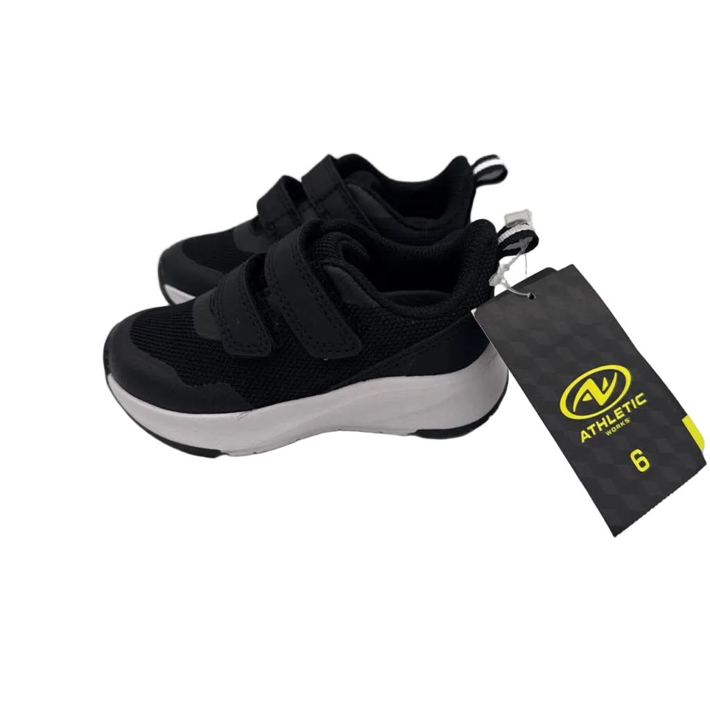 Tennis Shoes/Velcro Straps