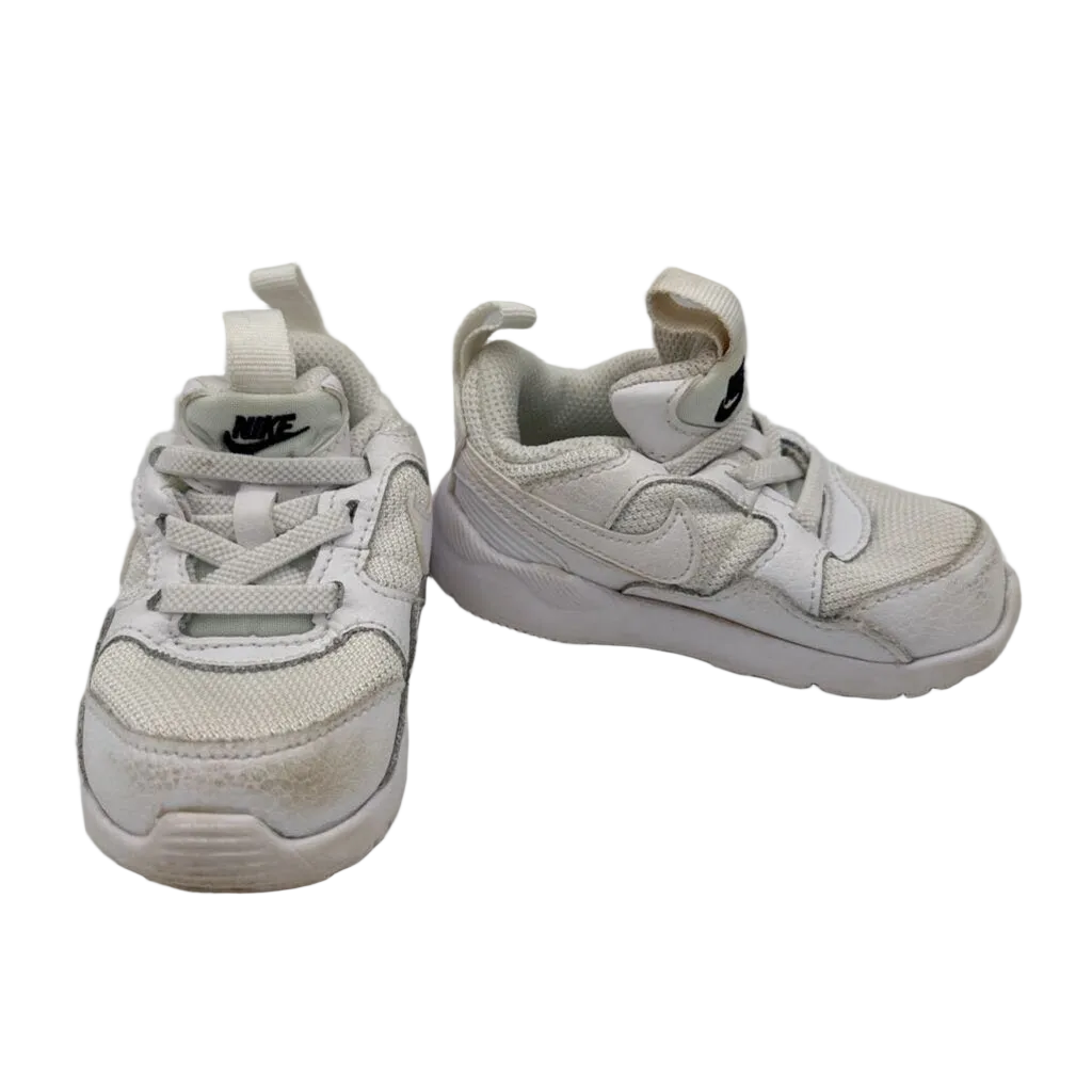 Slip on Tennis Shoes/Elastic Laces