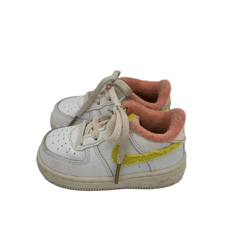 Lace Up Sneakers/Towel Lined