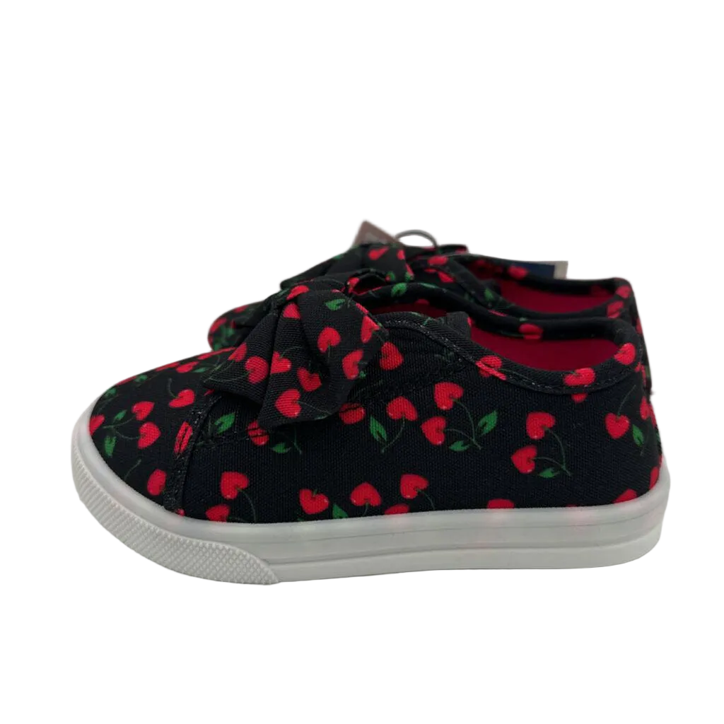 Lace Up Sneakers/ Heart Cherries
