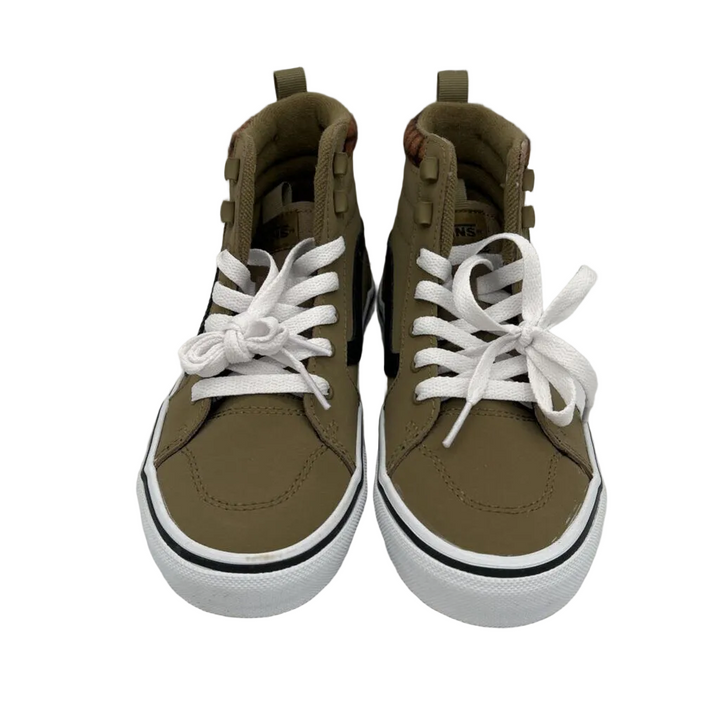 High Top Sneakers/ Lace-Up