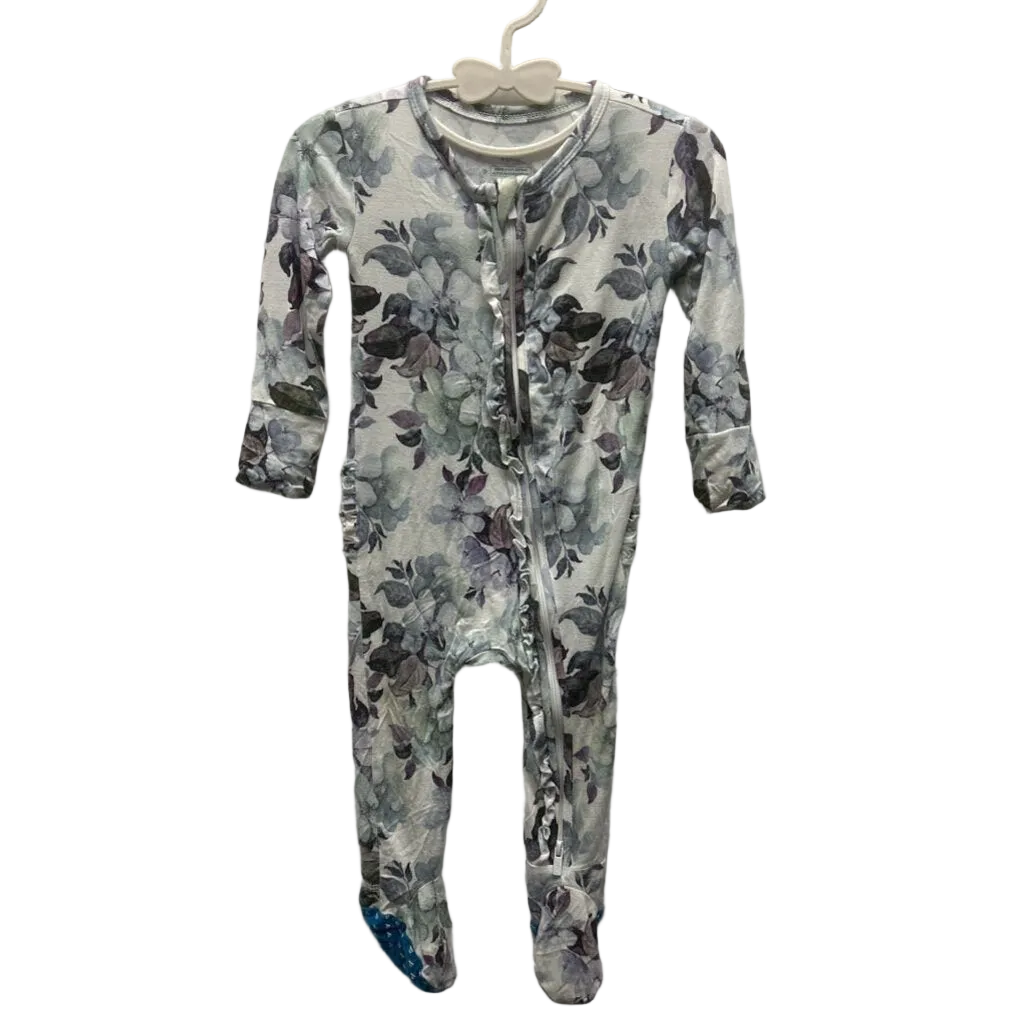 Footed Zip Up Onesie/Ruffle Butt