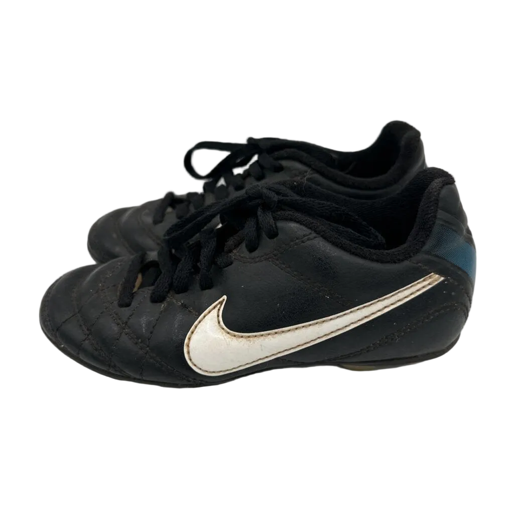 Soccer Cleats / Swoosh