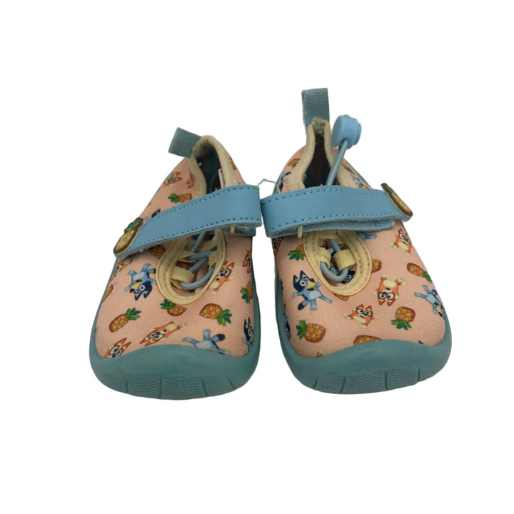 Water Shoes/Bluey