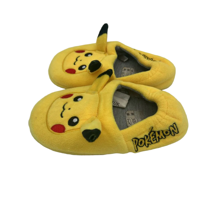 House Slippers / Pikachu