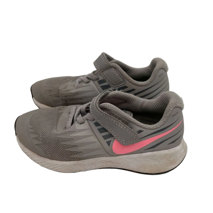 Tennis Shoes/Velcro
