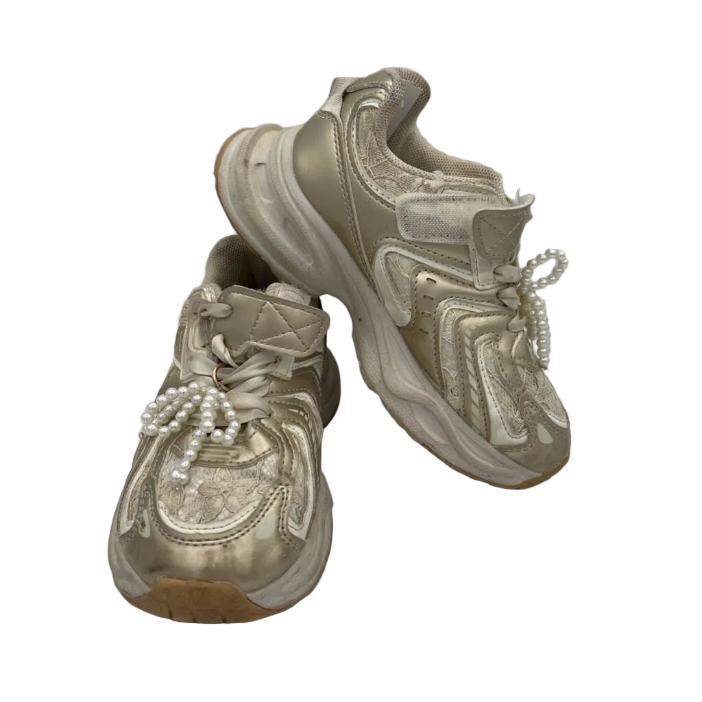 Sneakers/Lace Up/Pearls