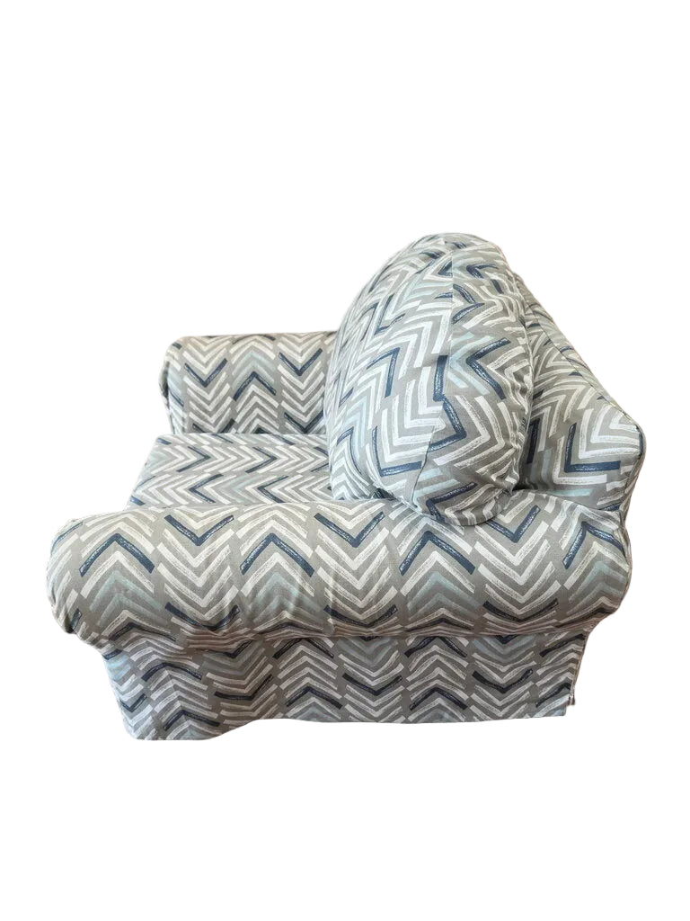 Toddler Arm Chair (23.5 T / 26.5 Wide)