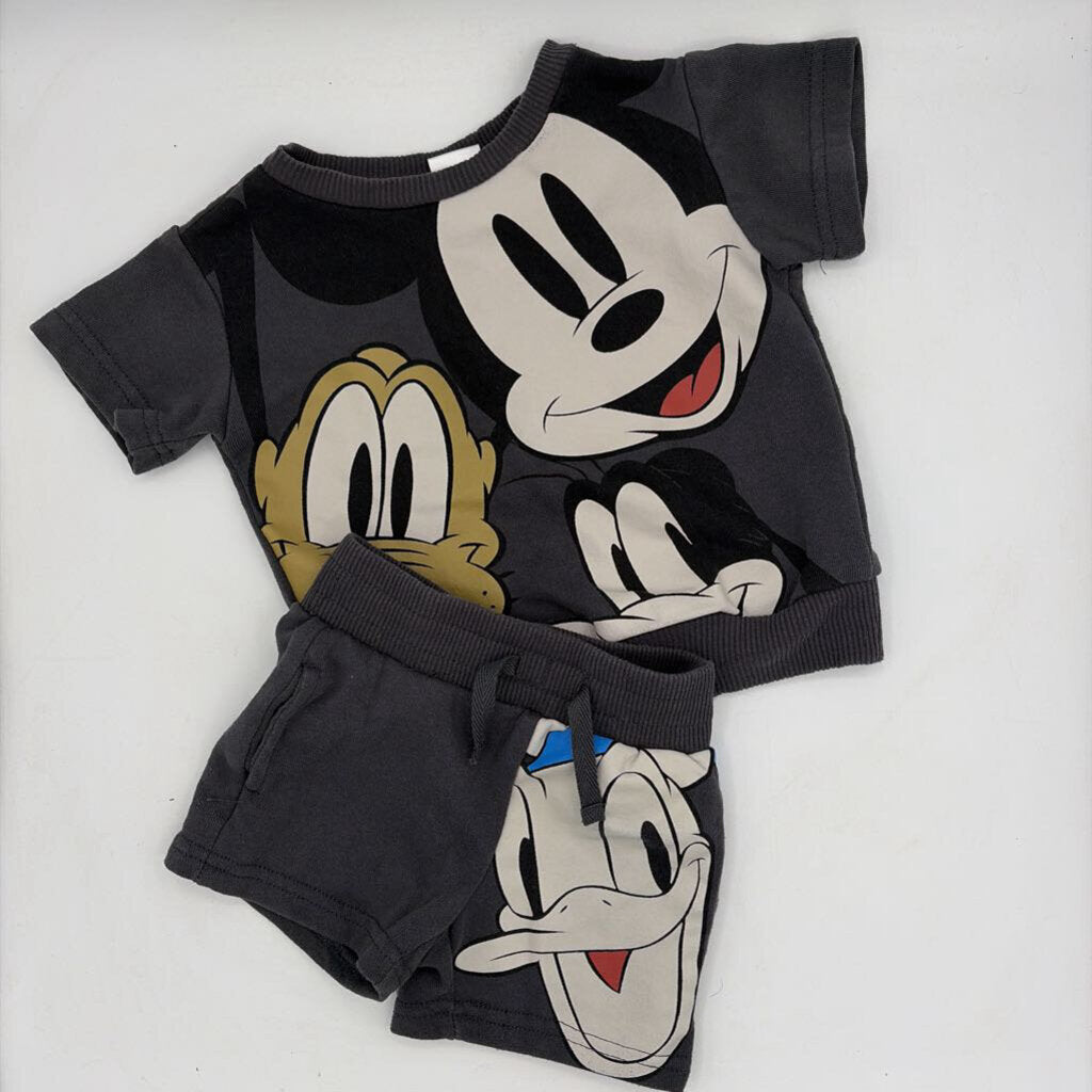 SS Sweater Shirt + Shorts / Mickey and Pluto