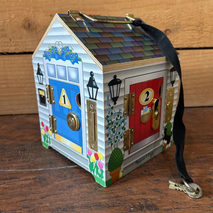 Wooden Doorbell House w/Keys