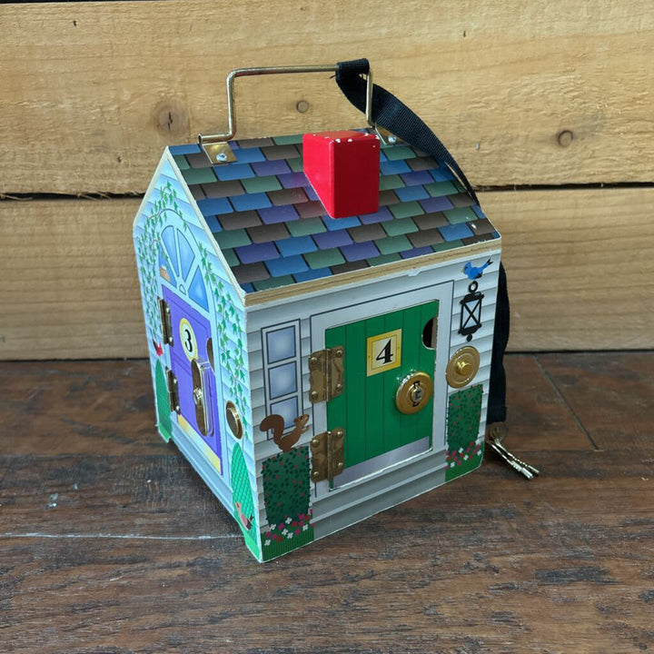 Wooden Doorbell House w/Keys