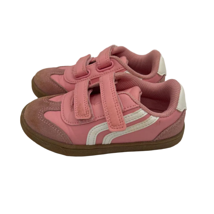 Tennis Shoes / Velcro