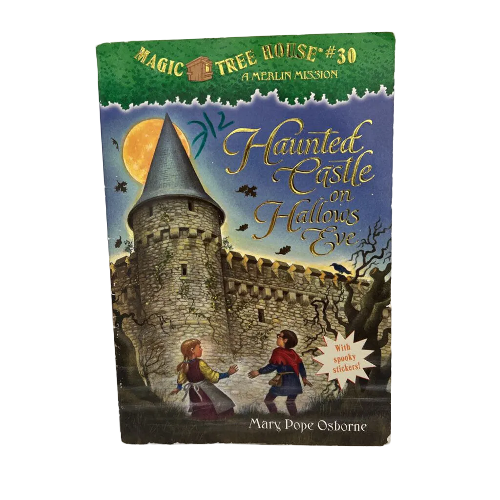 Magic Tree House #30 : Haunted Castle on Hallows Eve