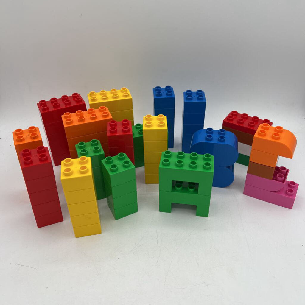 75 Assorted Duplo Build Pieces