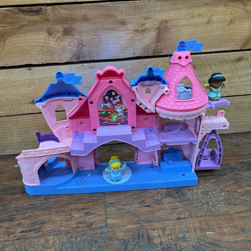 Disney Princess Magical Lights & Dancing Castle