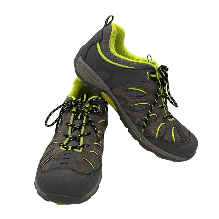 Hiking Shoes / Select Grip