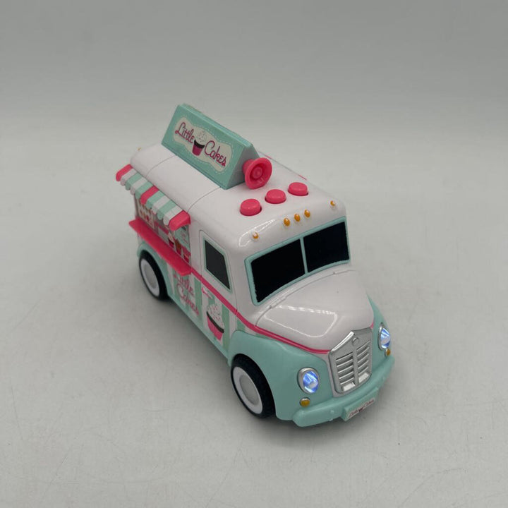 Ice Cream Truck : Little Cakes