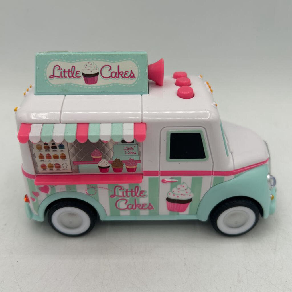 Ice Cream Truck : Little Cakes