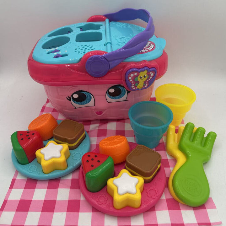 Shape & Sharing Picnic Basket