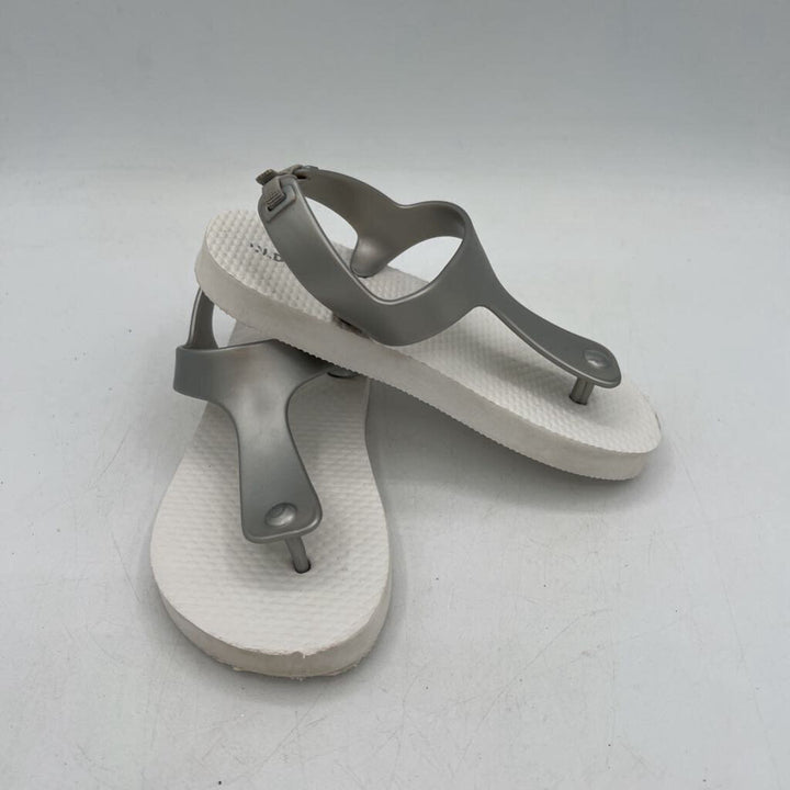 Thong Sandal with Elastic Back