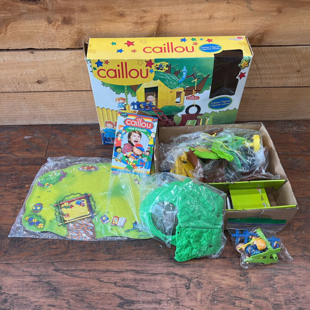 Caillou Tree House Playset