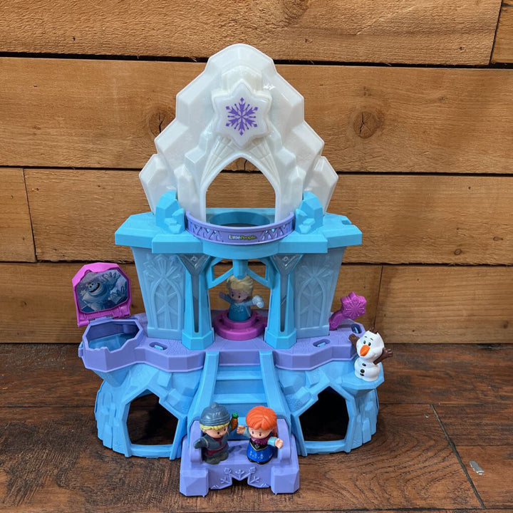 Elsa's Lights Palace with Friends