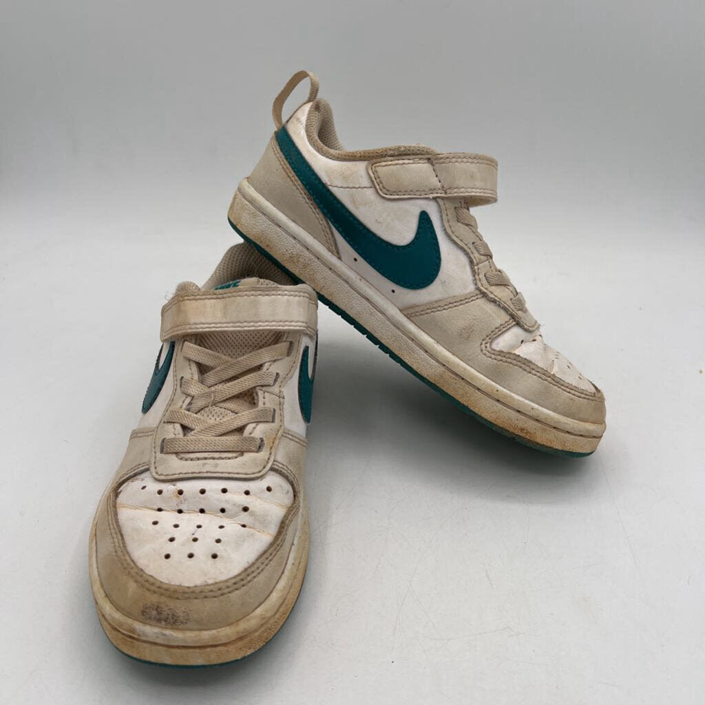 Elastic Lace Sneakers / Velcro Closure