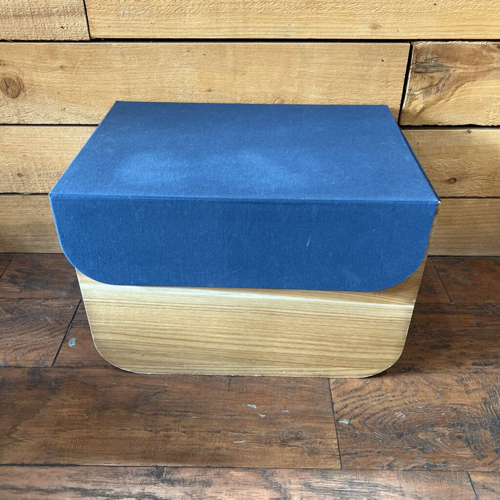 Magnetic Toy Storage Bin