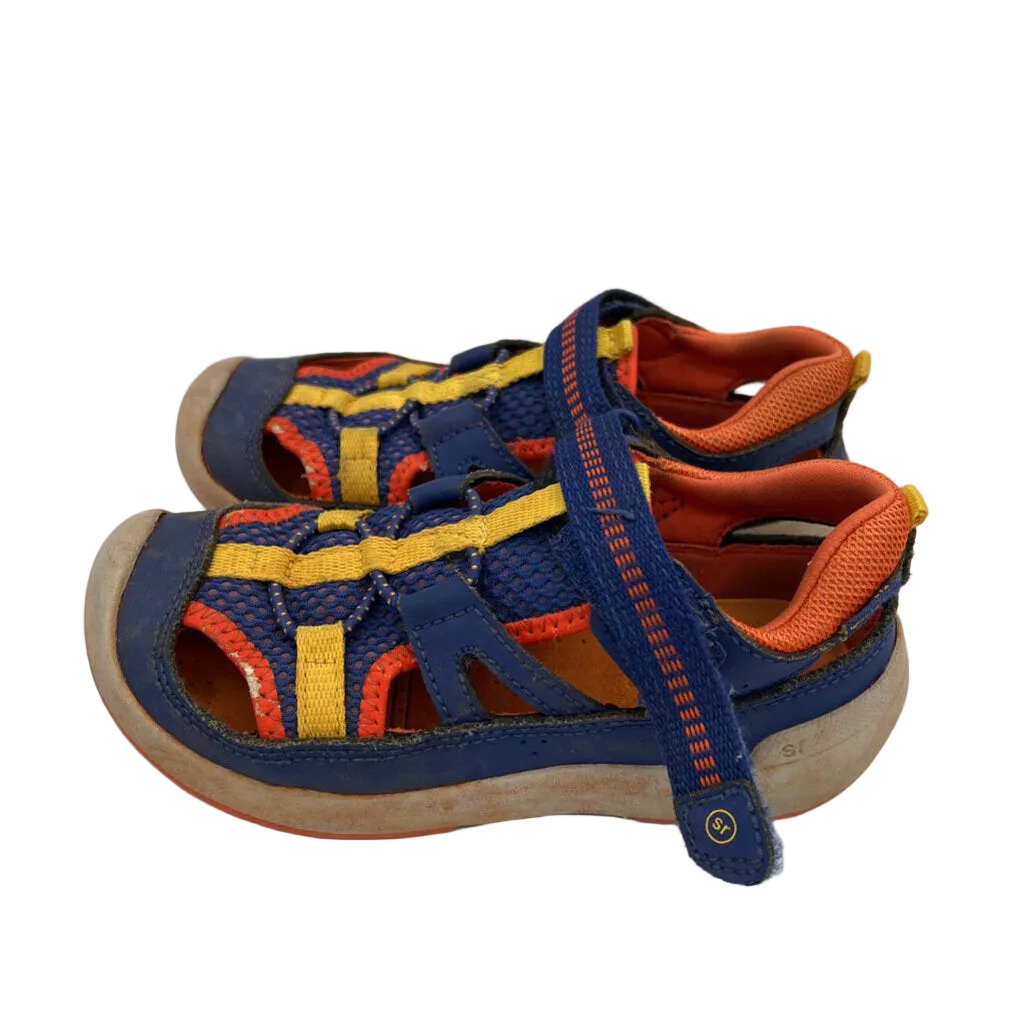 Hiking Shoes / Velcro