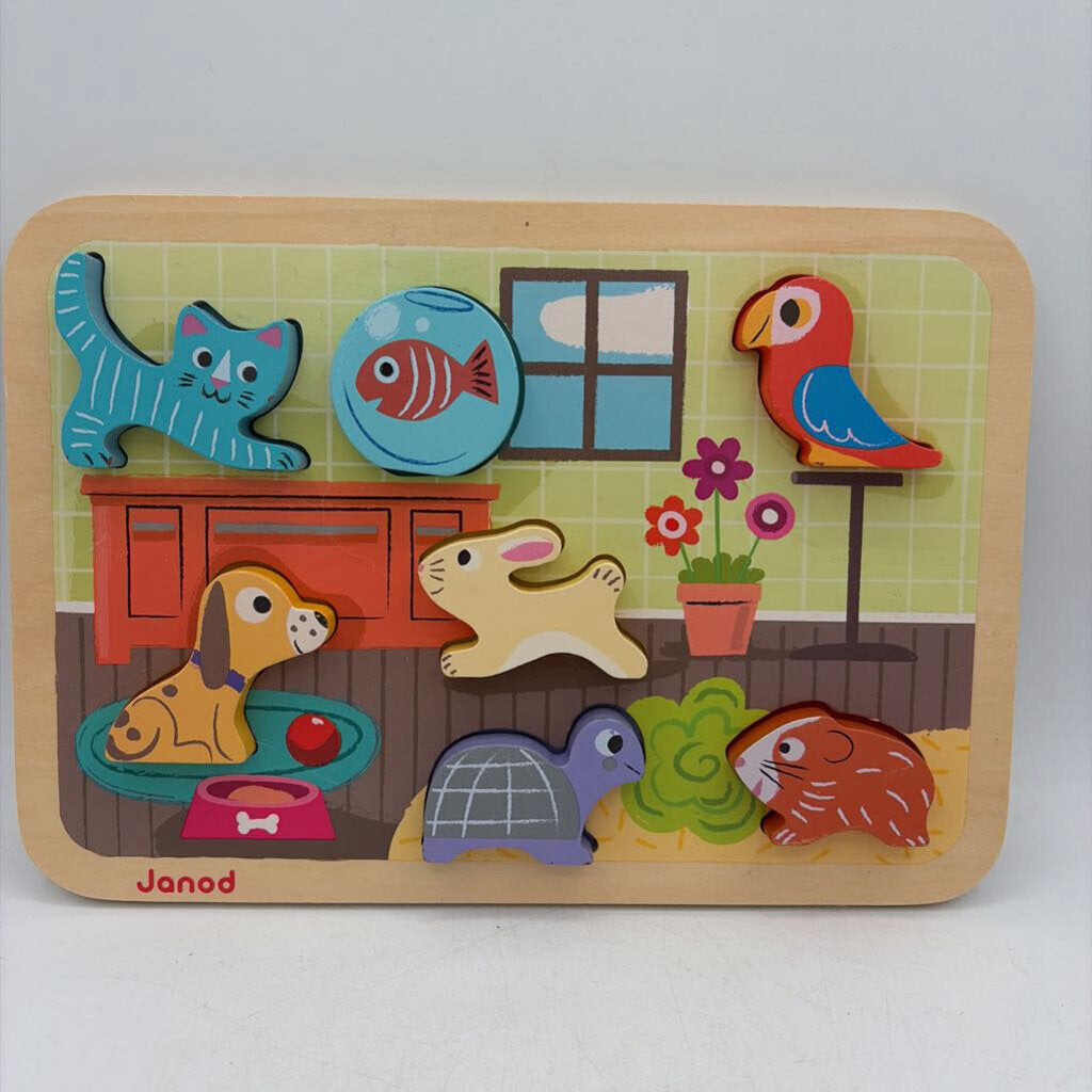 Pet Shape Matching Puzzle
