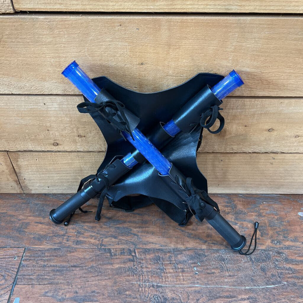 Nightwing Cosplay: Glowing Batons