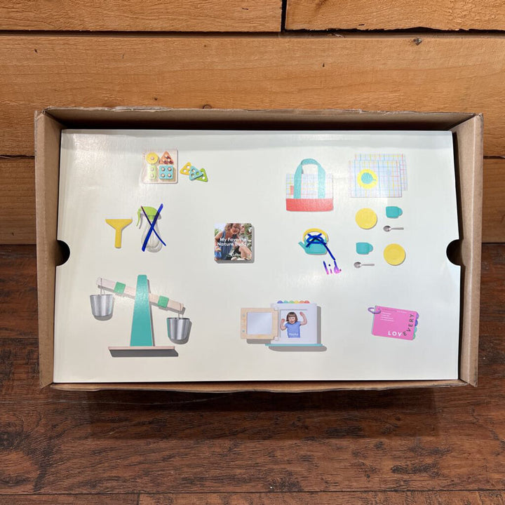 The Enthusiast Play Kit/Incomplete