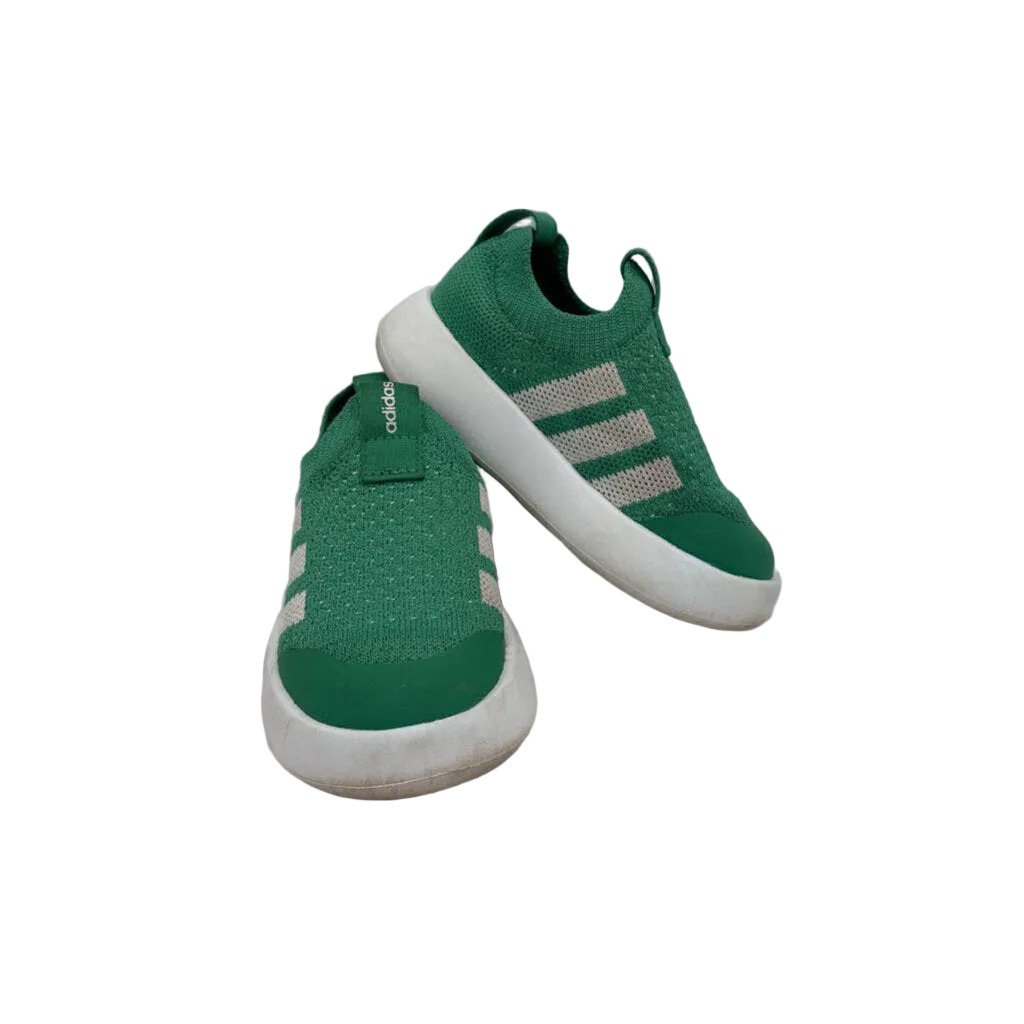 Slip on Sneakers/No Laces