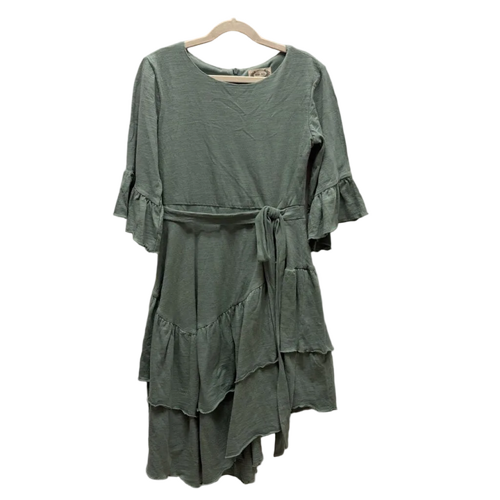 Quarter Sleeve / Ruffle Sleeve/ Tie Waist