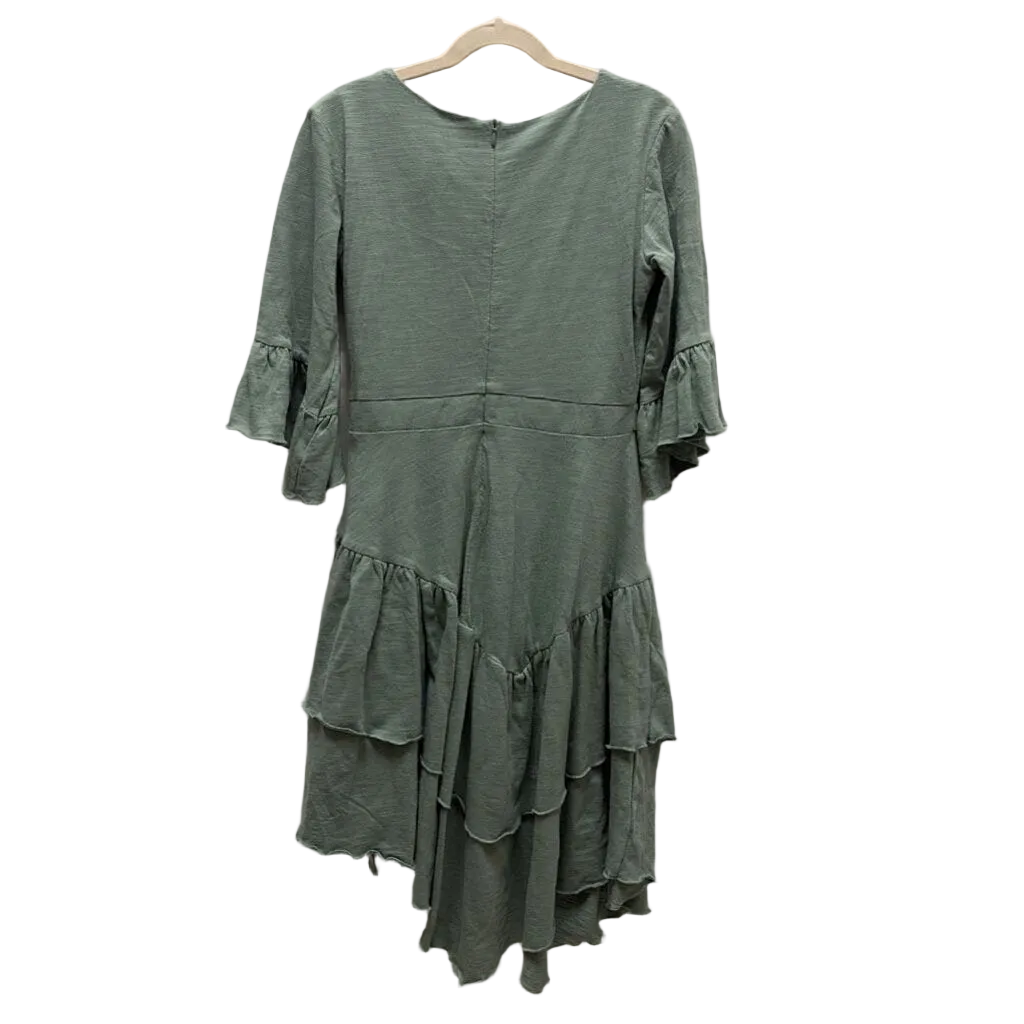 Quarter Sleeve / Ruffle Sleeve/ Tie Waist