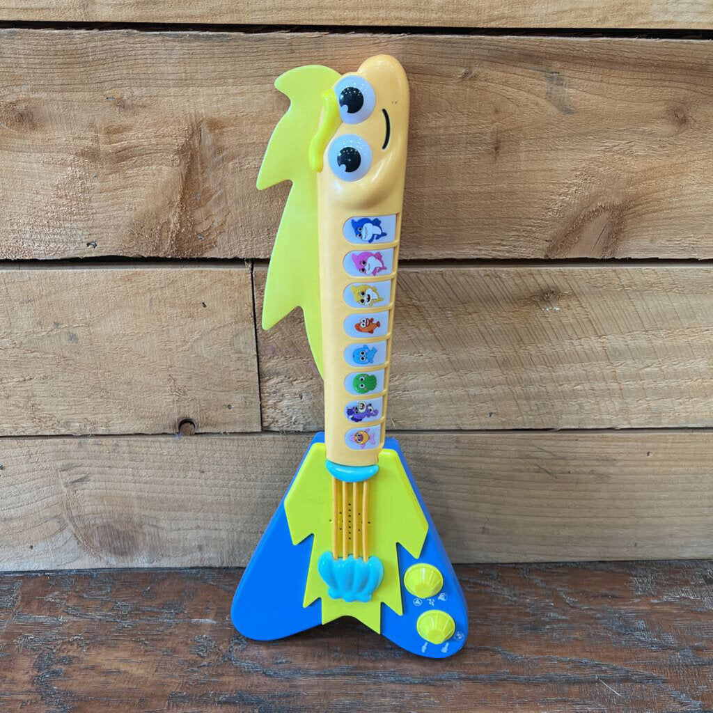 Big Show! Eel-ectric Guitar