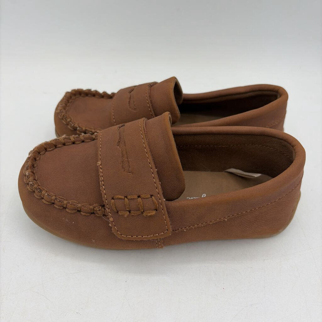 Slip on Loafers/ Velcro