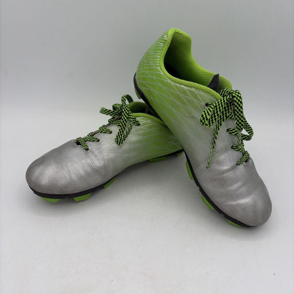 Soccer Cleats: Kids' Ocala