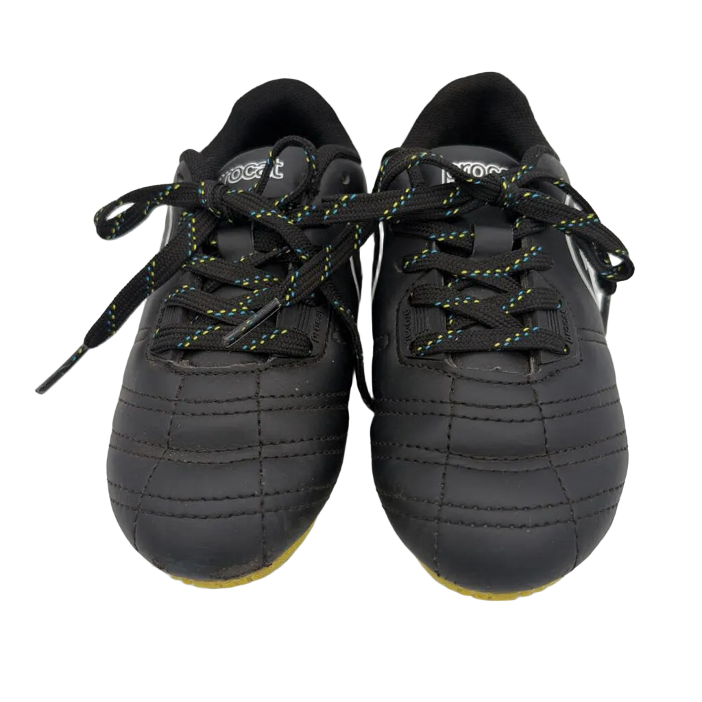 Pitch Soccer Cleats
