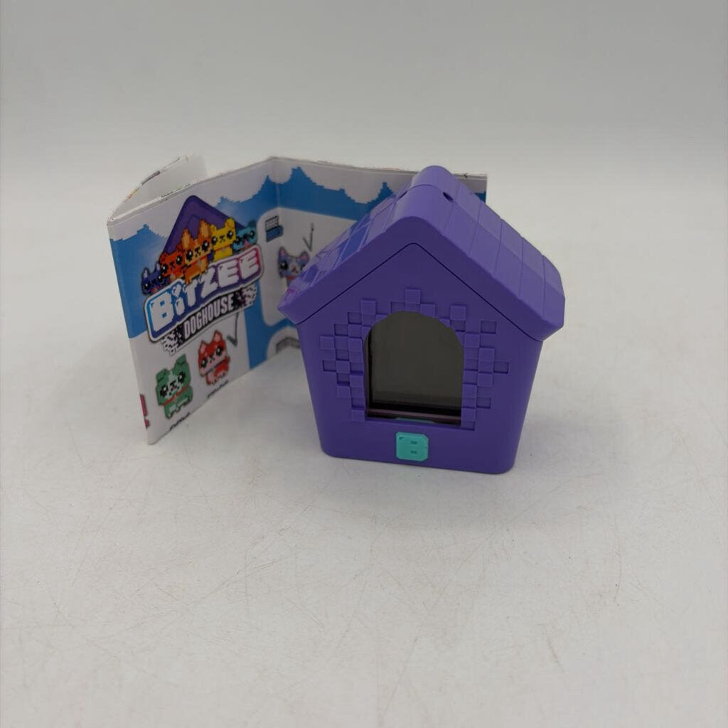 Bitzee Doghouse