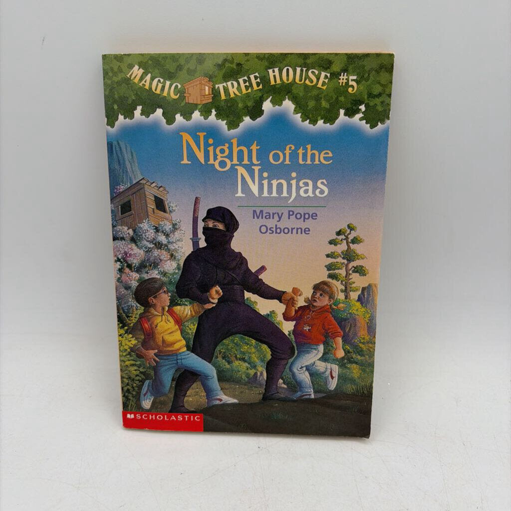 Magic Tree House: Night of the Ninjas #5