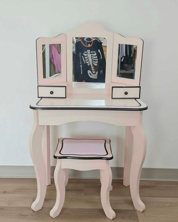 Little Lady Adriana Play Vanity Set