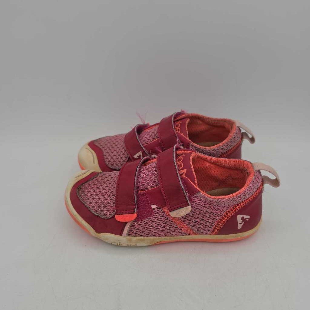 Velcro Tennis Shoes